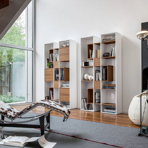 Free-standing bookcase - ABACO - Tonin Casa - contemporary / commercial / lacquered wood
