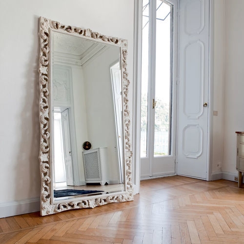 Free-standing mirror - AGRIP - Tonin Casa - traditional / rectangular / lacquered wood
