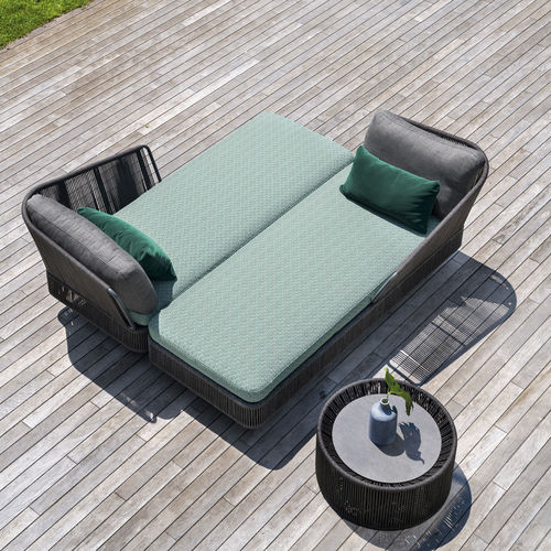 Contemporary daybed - TIBIDABO  - Varaschin - water-repellent fabric / rope / painted aluminum