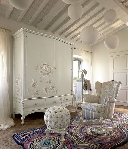 Classic pouf - CAPRI  - Volpi - fabric / wooden