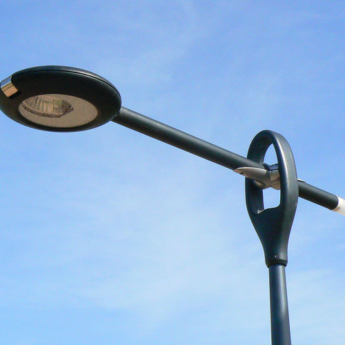 Urban lamp post - AGO - Valmont France - contemporary / aluminum / steel