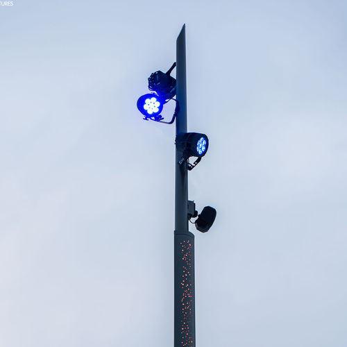 Urban lamp post - OBLIK - Valmont France - contemporary / steel / quadruple