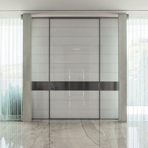 Entry door - SYNUA - Oikos Venezia - glass / steel / laminate