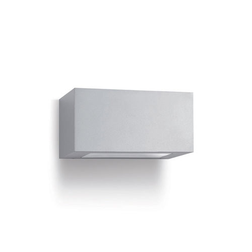 Minimalist design wall light - SPECIAL - Platek s.r.l. - outdoor / aluminum / square