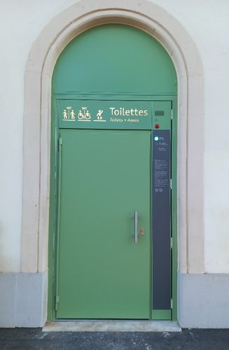 integrable toilet cabin - Francioli