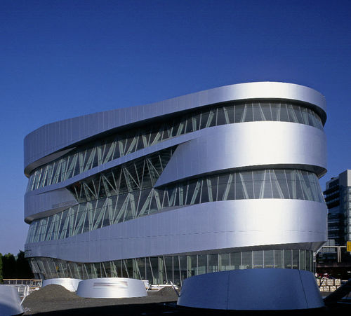 Stick system curtain wall - MERCEDES-BENZ MUSEUM - Josef Gartner - metal and glass