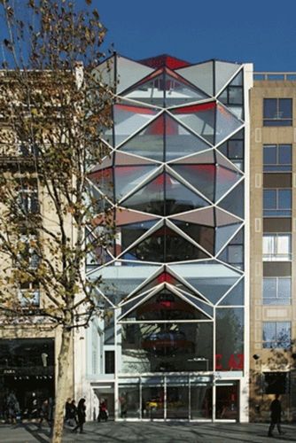 Panel curtain wall - C42 VITRINE MONDIALE DE CITROËN - Josef Gartner - metal and glass / stainless steel