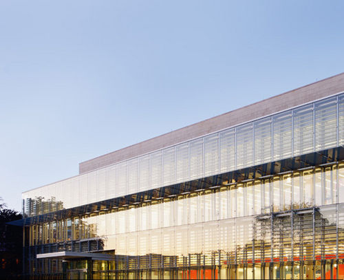 Stick system curtain wall - CAMBRIDGE PUBLIC LIBRARY - Josef Gartner - aluminum and glass