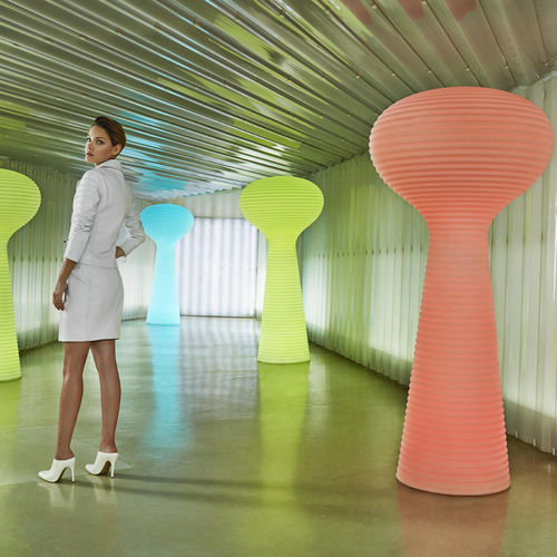 original design light column - VONDOM