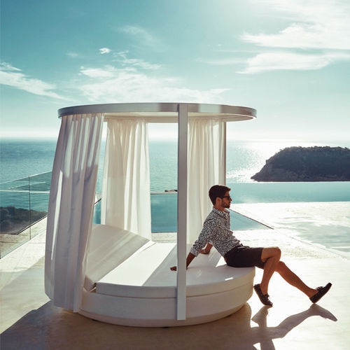 Canopy bed - VELA - VONDOM - double / contemporary / with adjustable headboard