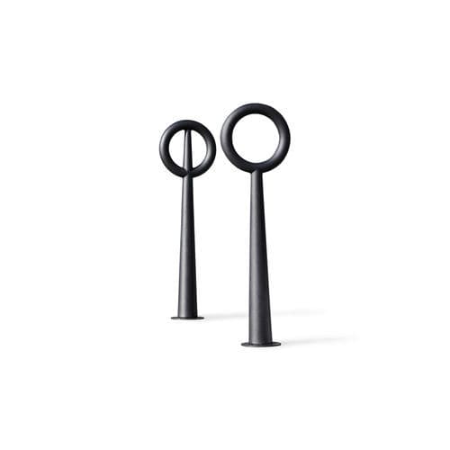Floor-mounted bike rack - Hoop - NOLA INDUSTRIER - secure / for public space / aluminum