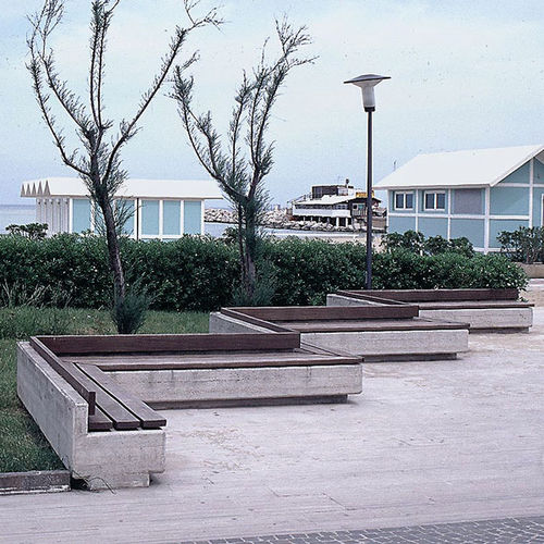 Contemporary public bench - BLOCK  - Euroform K. Winkler GmbH - hardwood / galvanised steel / with backrest