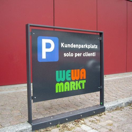 Floor-mounted signboard - LINEASPOT - Euroform K. Winkler GmbH - metal / outdoor