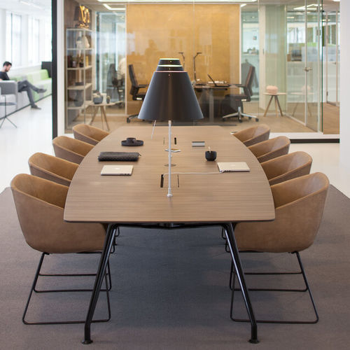 Modern conference table - 200 EDITION - Ahrend - aluminum / wood / aluminum base