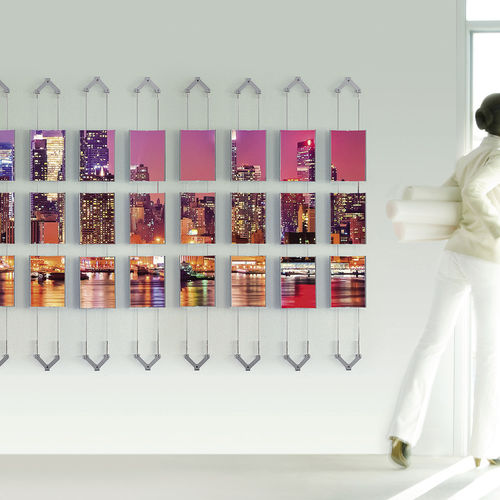 Wall-mounted display rack - KOALA  - Caimi Brevetti SpA - steel / commercial