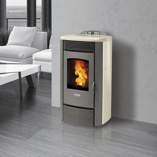 Pellet heating stove - MC10T - FAIR srl - 5 kW...10 kW / contemporary / steel