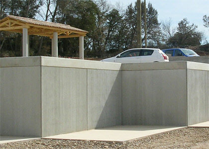 Reinforced concrete retaining wall - 300 SERIES - Chapsol - modular / prefab