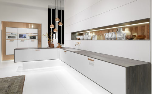Contemporary kitchen - TOPAZ - rational einbaukuechen - lacquered wood / L-shaped / with handle