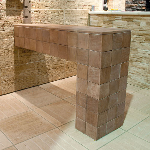 Engineered stone wall cladding panel - ESQUINA NIÁGARA - Verniprens - indoor / outdoor / embossed