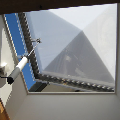 Natural ventilation automatic opening mechanism - CAODURO