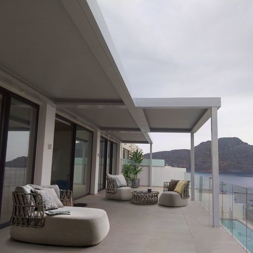 Wall-mounted pergola - CospiBio - COSPICON  SA - aluminium / with mobile slats / sun shade louvers