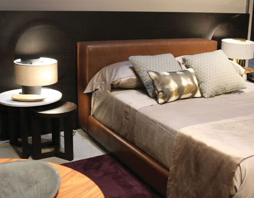 Double bed - OMBRO - HMD Furniture - contemporary / with leather headboard / leather