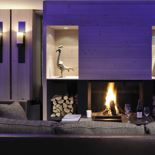 Contemporary wall light - TIMMEREN - Kevin Reilly Collection - indoor / outdoor / metal