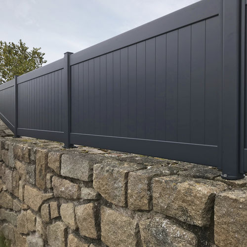 Louvered fence - TIVIZ - Kostum - garden / aluminum / rectangular