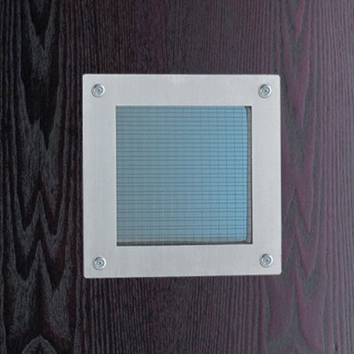 Door porthole - SSQ2 - Philip Watts Design