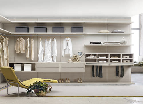 Corner walk-in wardrobe - MULTIPLO - Le Monde Wood - wooden