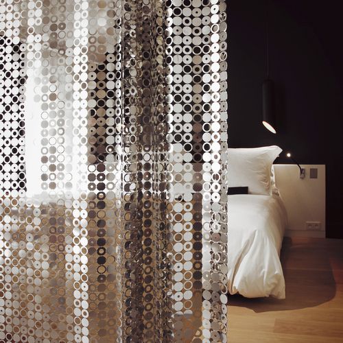 Pleated curtain - BUBBLE - LE LABO DESIGN - geometric / aluminium / stainless steel
