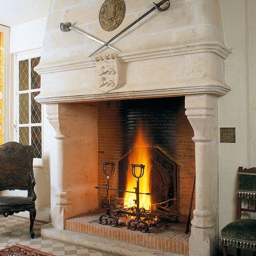 Wood-burning fireplace - GOTHIQUE - CHEMINEES ET CUISINES JEAN MAGNAN - gas / built-in / wall