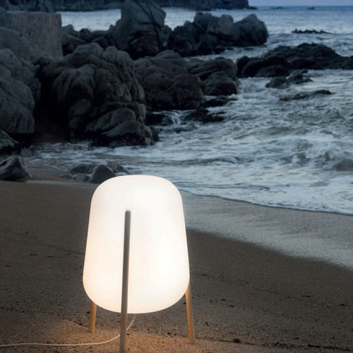 Portable lamp - LLUM - calma - table / rotomolded polyethylene / iroko