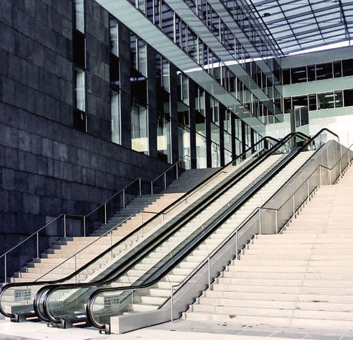 Shopping center escalator - TUGELA - ThyssenKrupp Fahrtreppen