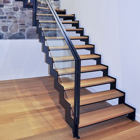 Straight staircase - Z 2270 - BATTIG DESIGN - quarter-turn / wooden step / steel frame