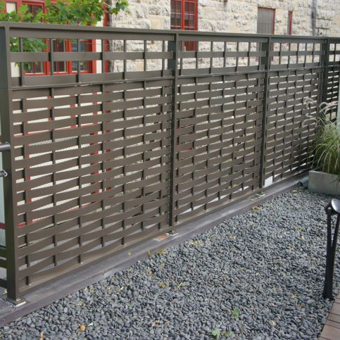 Fence with bars - WOVEN 5350 - BATTIG DESIGN - garden / aluminum / traditional