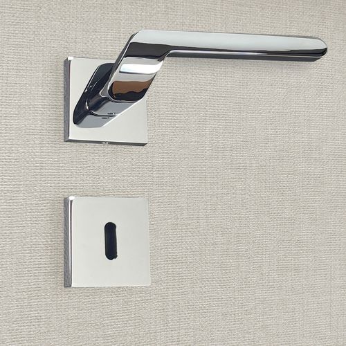 door handle - katchmee