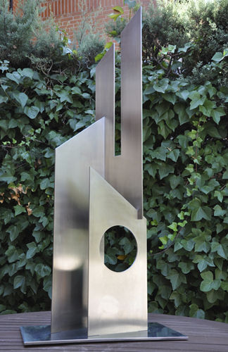 Stainless steel sculpture - ARQUITECTURA ABSTRACTA I - GONZALO DE SALAS - for public space