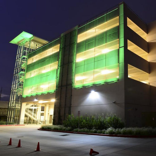 Wire mesh solar shading - AWTY INTERNATIONAL SCHOOL - Cambridge Architectural Mesh - for facade / vertical