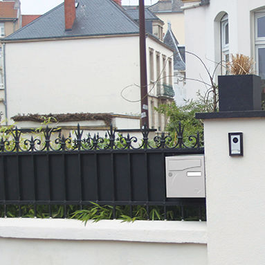 Wall-mounted mailbox - PRÉFACE - Boites aux lettres RENZ - built-in / individual