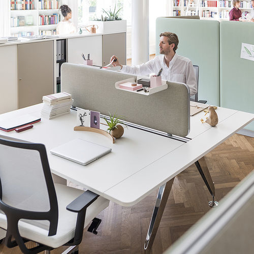 Desk mounted office divider - SE:WALL - Sedus - in acoustic fabric / transparent / semi-glazed