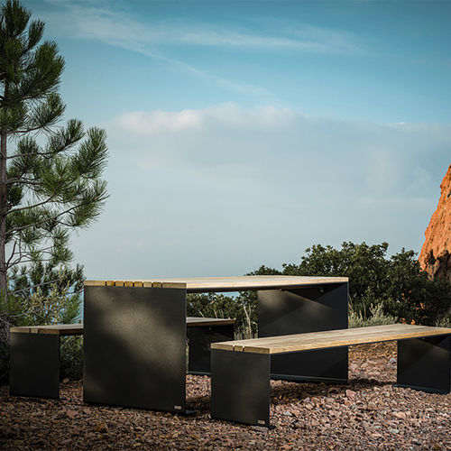 Contemporary picnic table - PYSA - CYRIA | Mobilier Urbain - wooden / galvanised steel base / powder-coated steel base