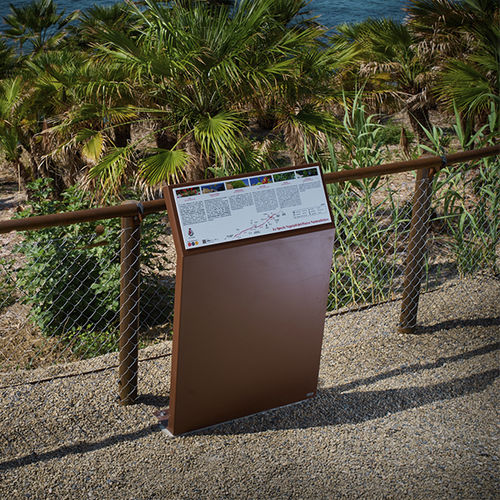 Public space information panel - EUDALD 2 - CYRIA | Mobilier Urbain - for playground / for hotel / for school
