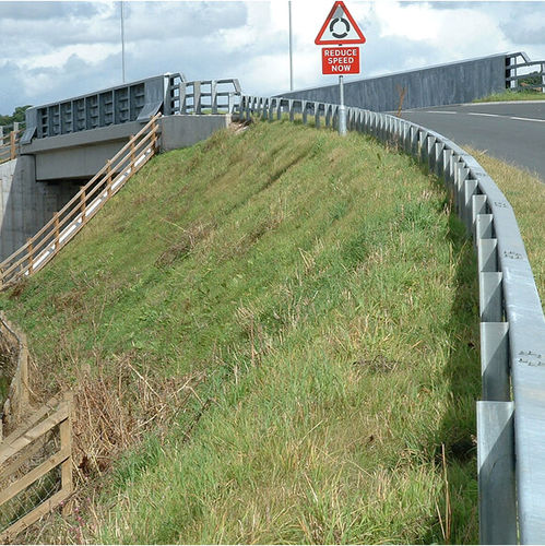 Natural stone retaining wall - TENSARTECH® NATURALGREEN™ - Tensar International - on reinforced soil / for bridge construction / road