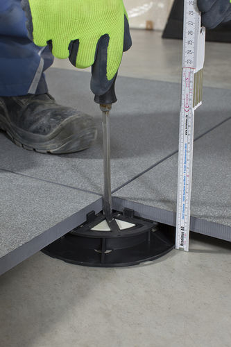 Porcelain stoneware tile - KERABONA - Kronimus AG Betonsteinwerke - matte / outdoor / floor