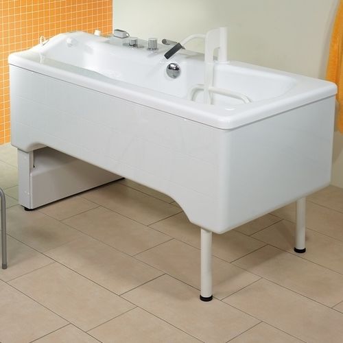 Height-adjustable bathtub - SAMARIT. - Trautwein - with legs / professional / medical