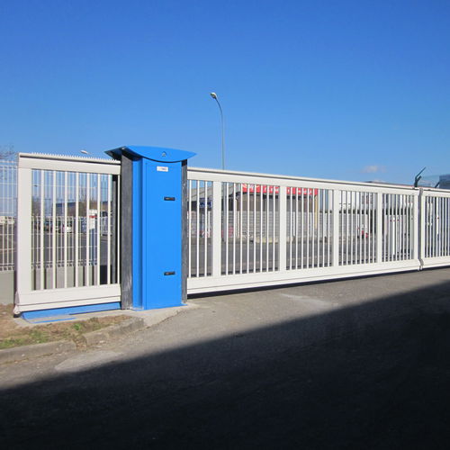 Self-supporting gate - ULMALU® 800 CLASSIC 35 - TGO (TRAVAUX GENERAUX DE L'OUEST) - right / left / aluminum