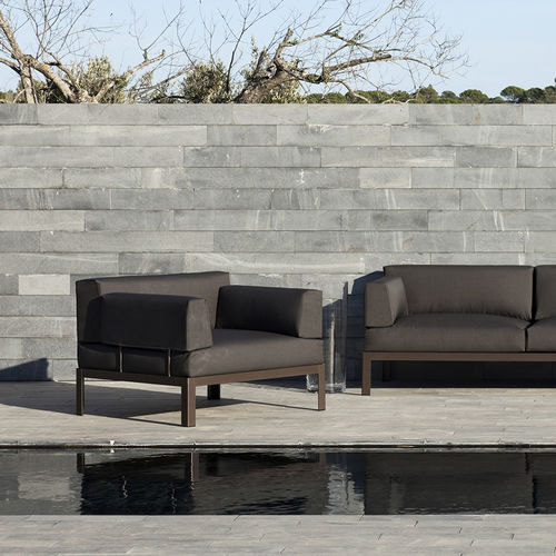 Contemporary armchair - NAK - bivaq - fabric / lacquered aluminum / with removable cushion