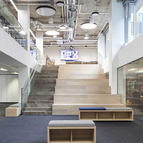 High-end staircase - GUSTO MSC, SCHIEDAM - EeStairs - straight / wooden step / stone step