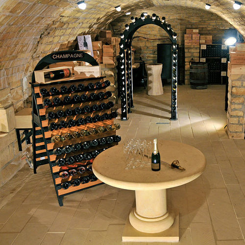 Bottle display rack - Coutier Industrie - wooden / steel / double-sided